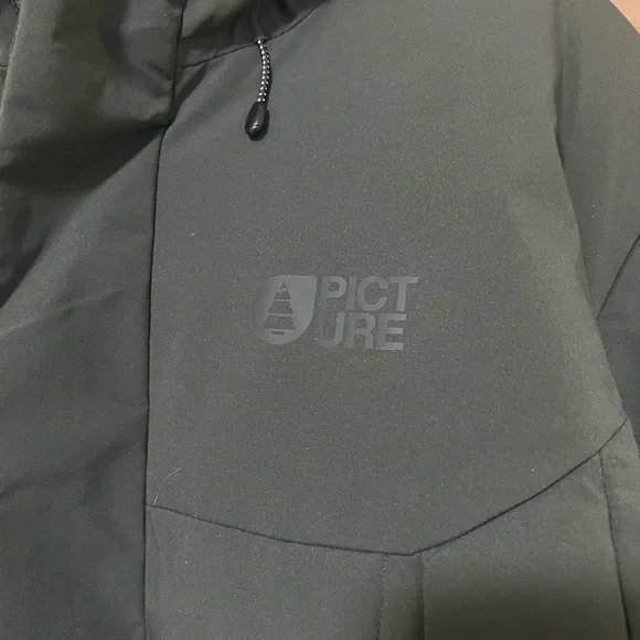 Brand new Raven grey Picture Insey Jacket